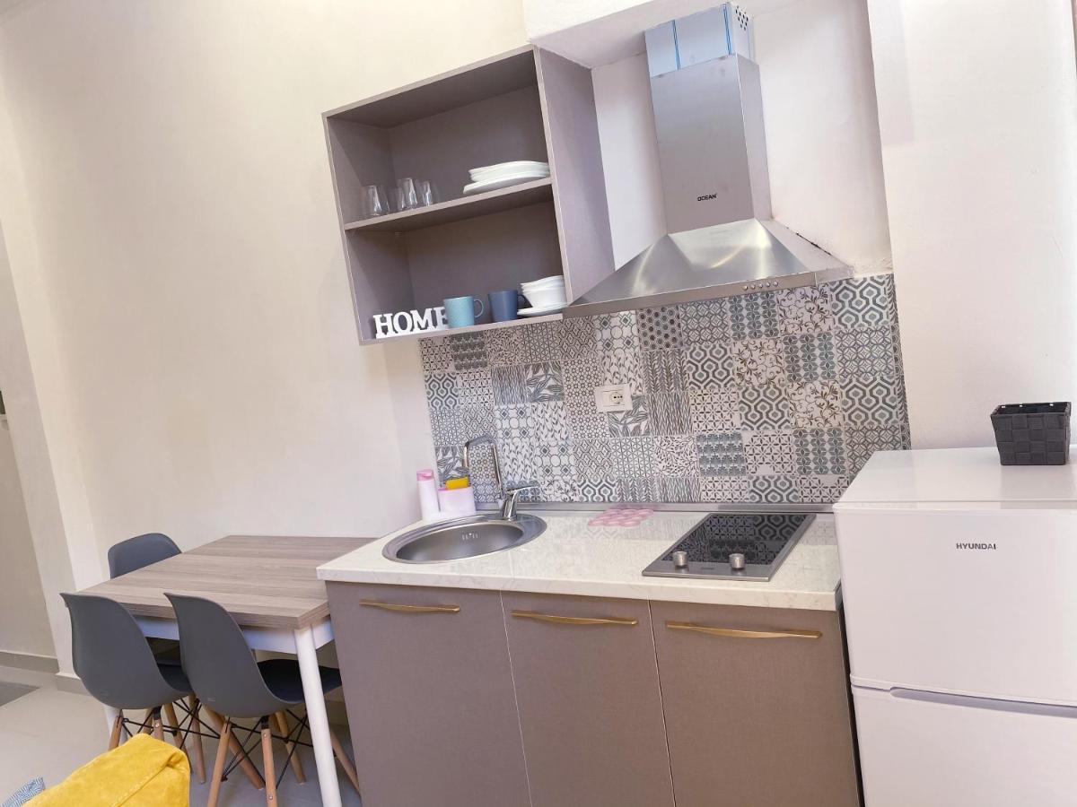 Sunny Beach Loft Golem (Tirana) Esterno foto