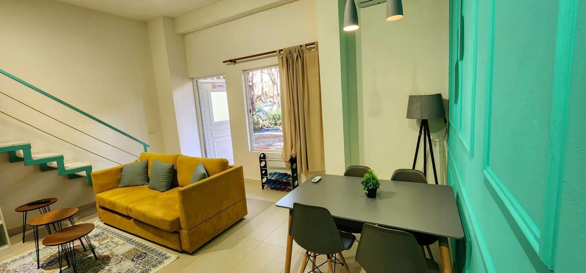 Sunny Beach Loft Golem (Tirana) Esterno foto