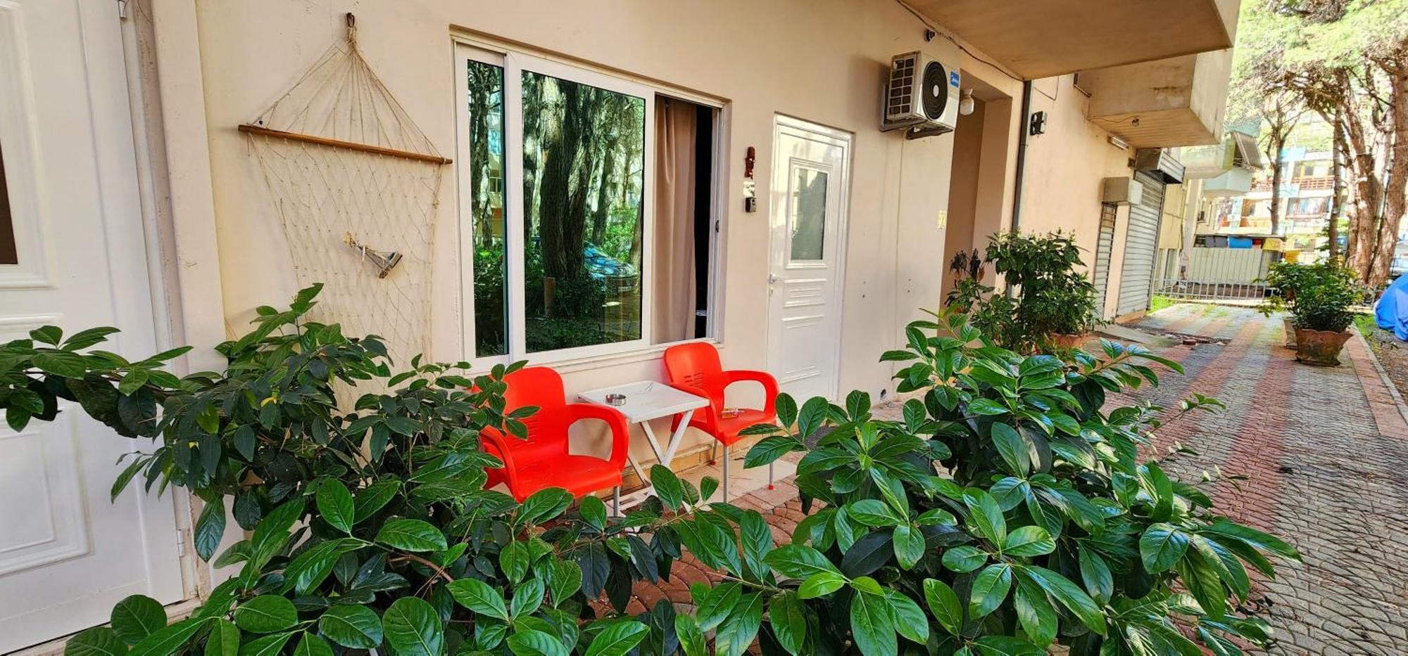 Sunny Beach Loft Golem (Tirana) Esterno foto