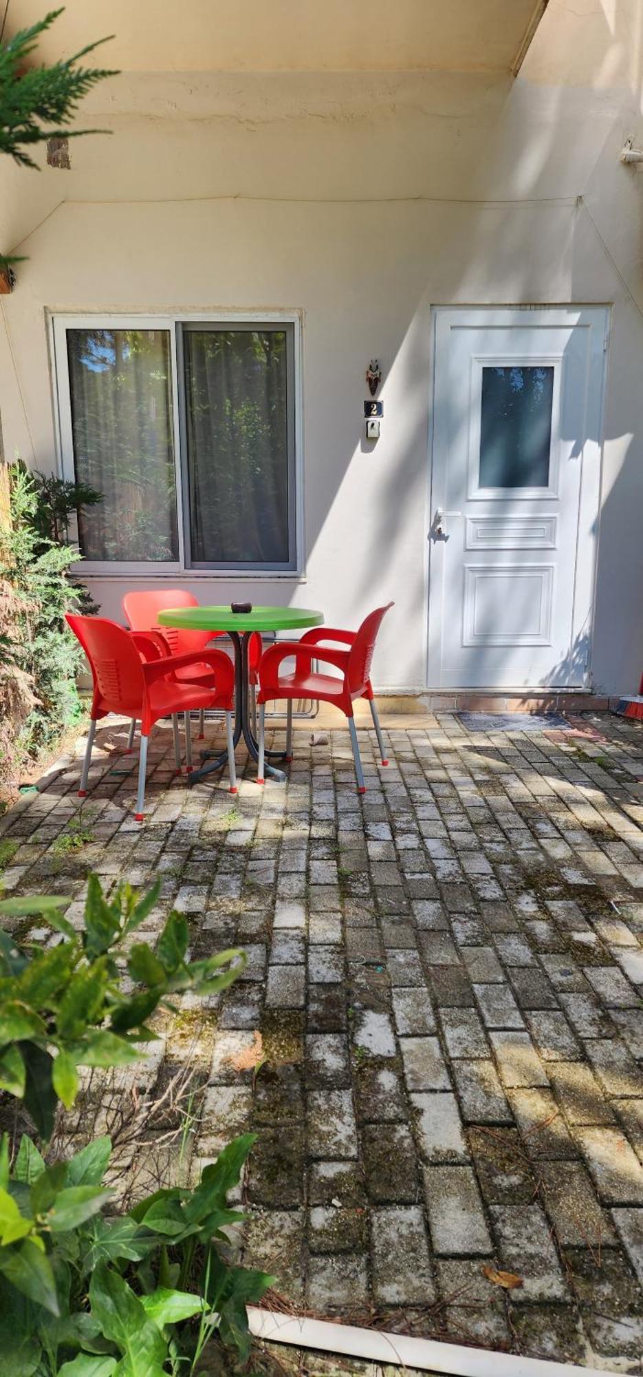 Sunny Beach Loft Golem (Tirana) Esterno foto