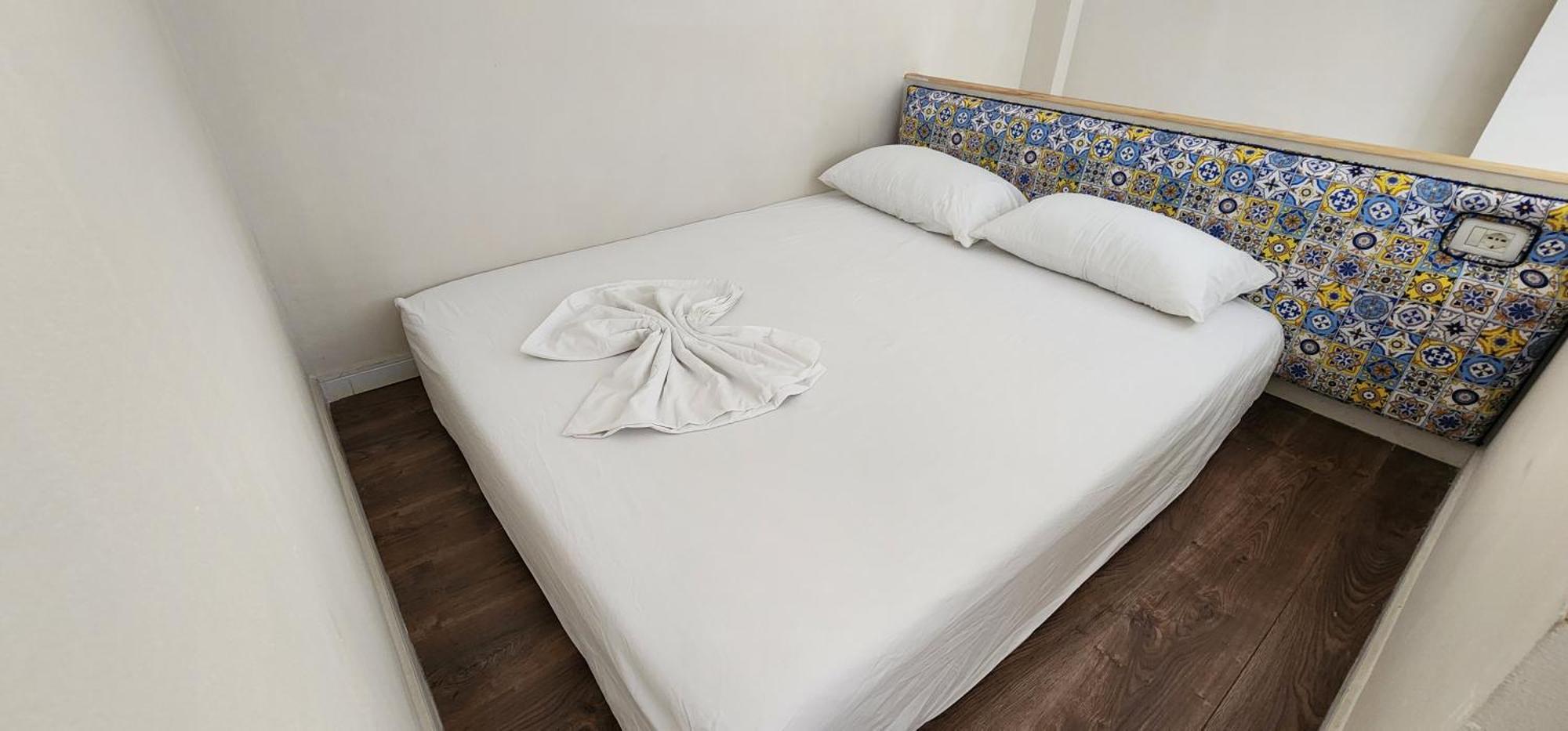 Sunny Beach Loft Golem (Tirana) Esterno foto